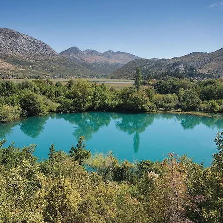 בית נופש Awesome In With Wifi