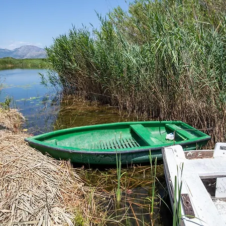 Awesome In With Wifi בית נופש *